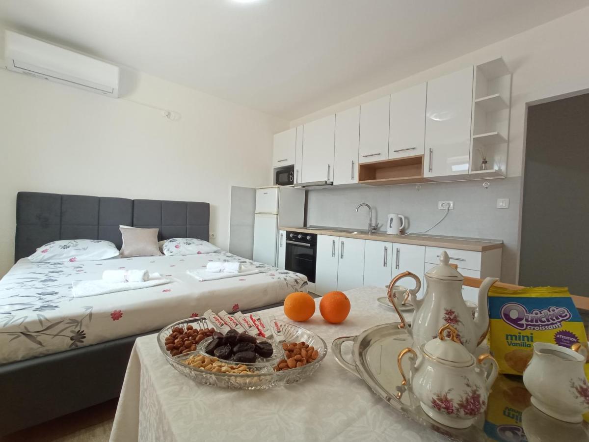 Komolac Sun Studio Apartment מראה חיצוני תמונה