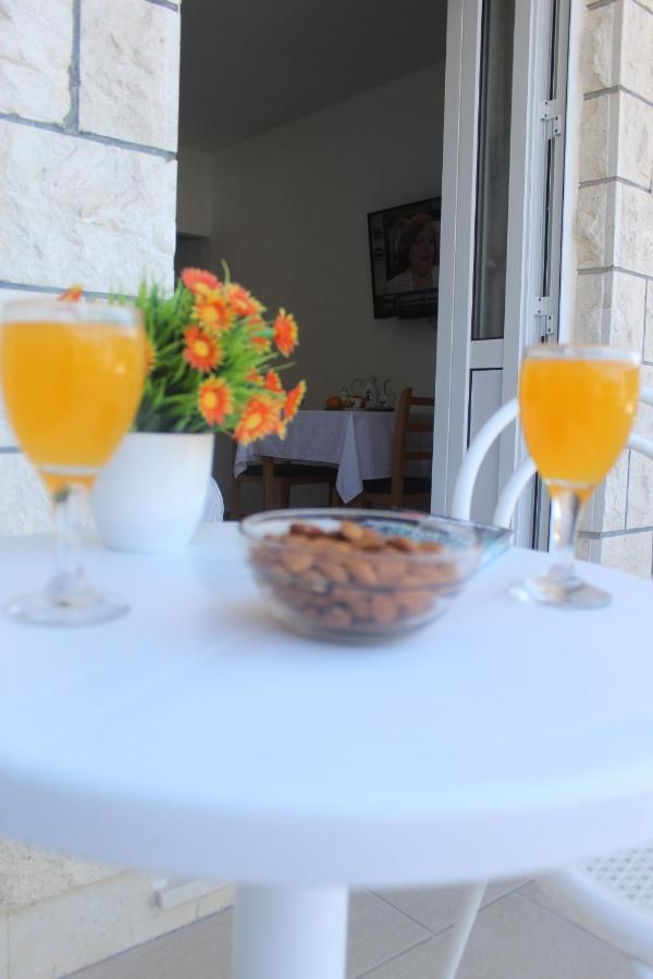 Komolac Sun Studio Apartment מראה חיצוני תמונה